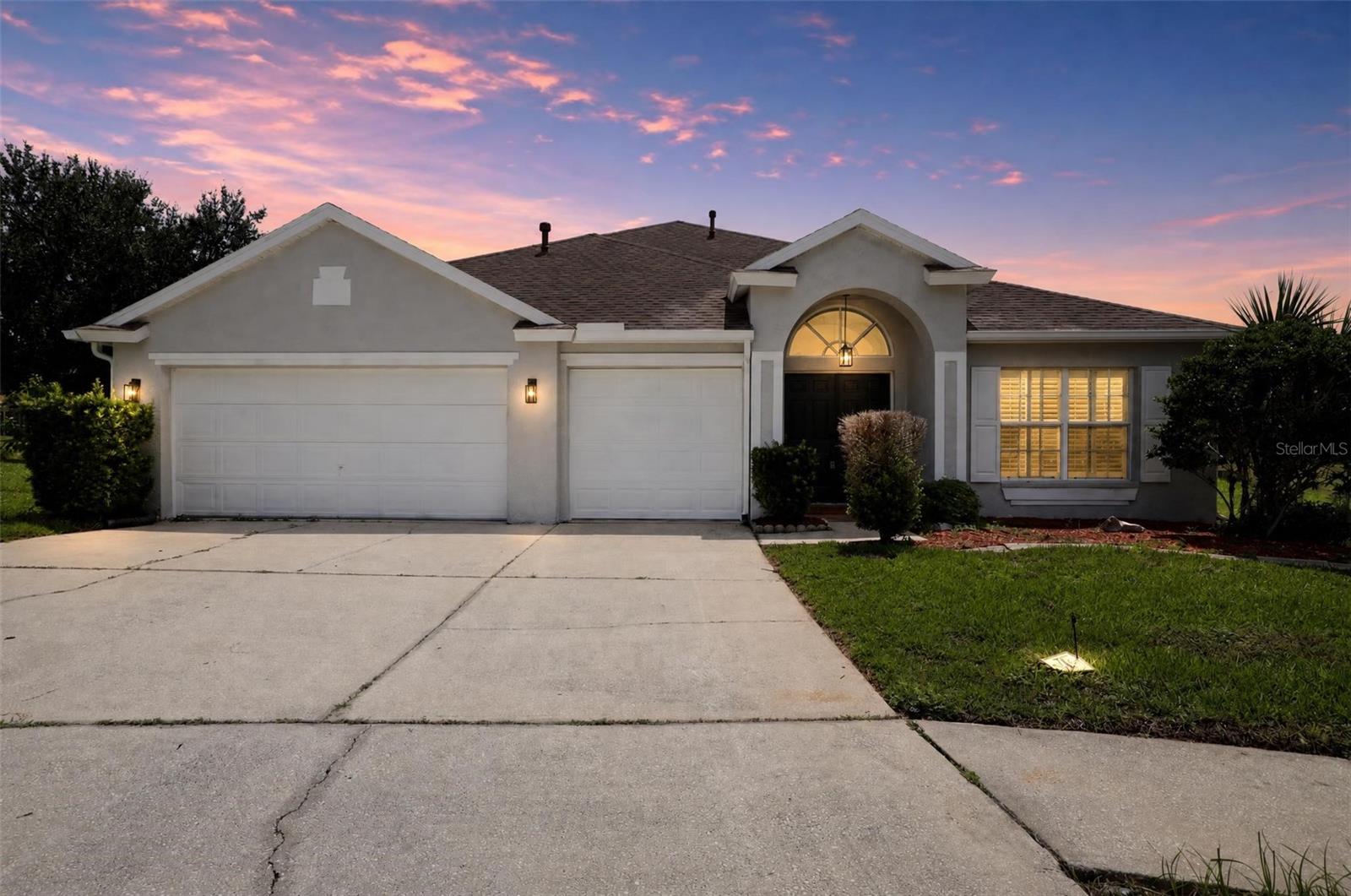 Photo of 1321 RIVERFIELD COURT VALRICO FL 33596