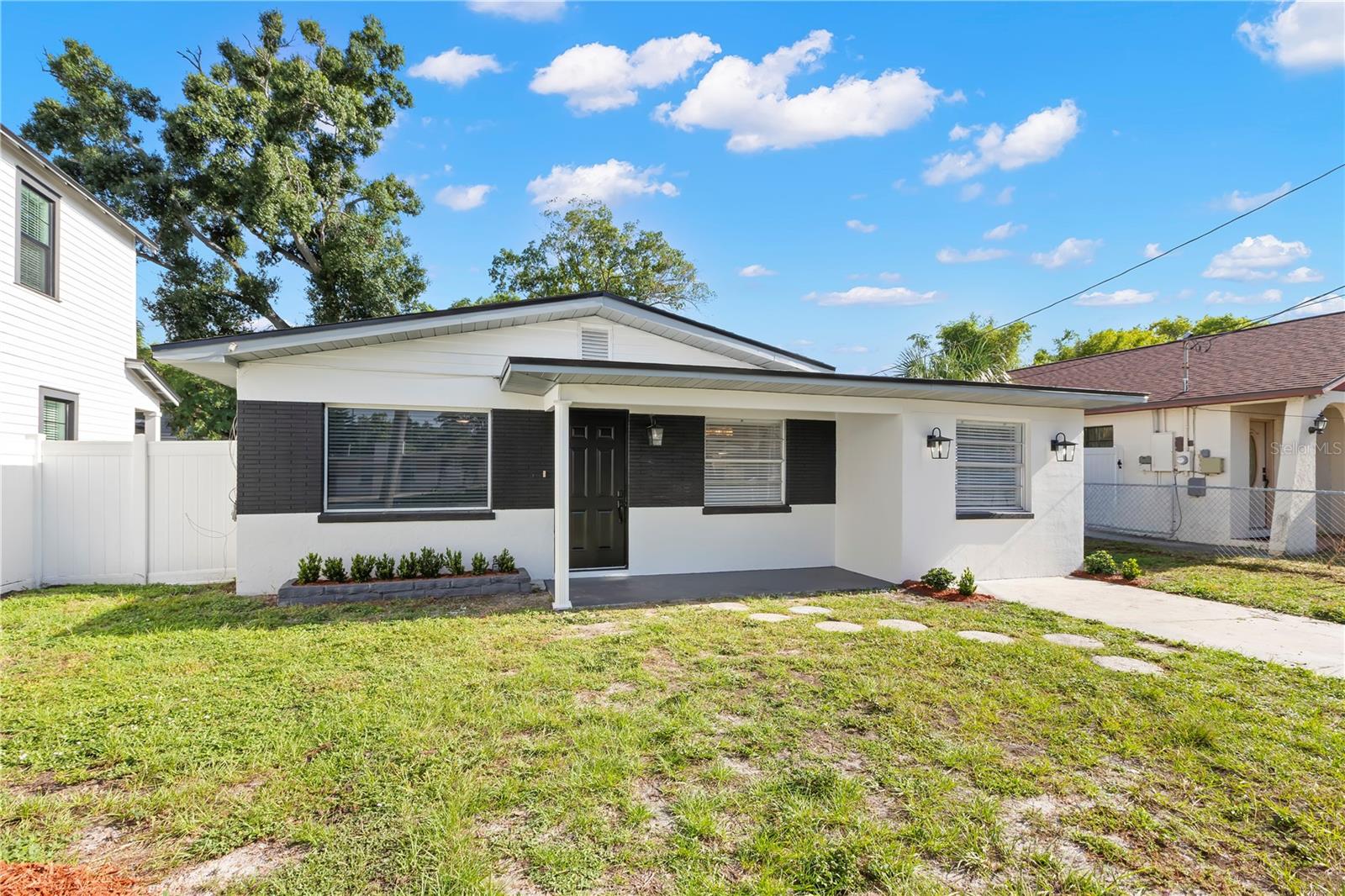 Photo of 3921 W GRAY STREET TAMPA FL 33609