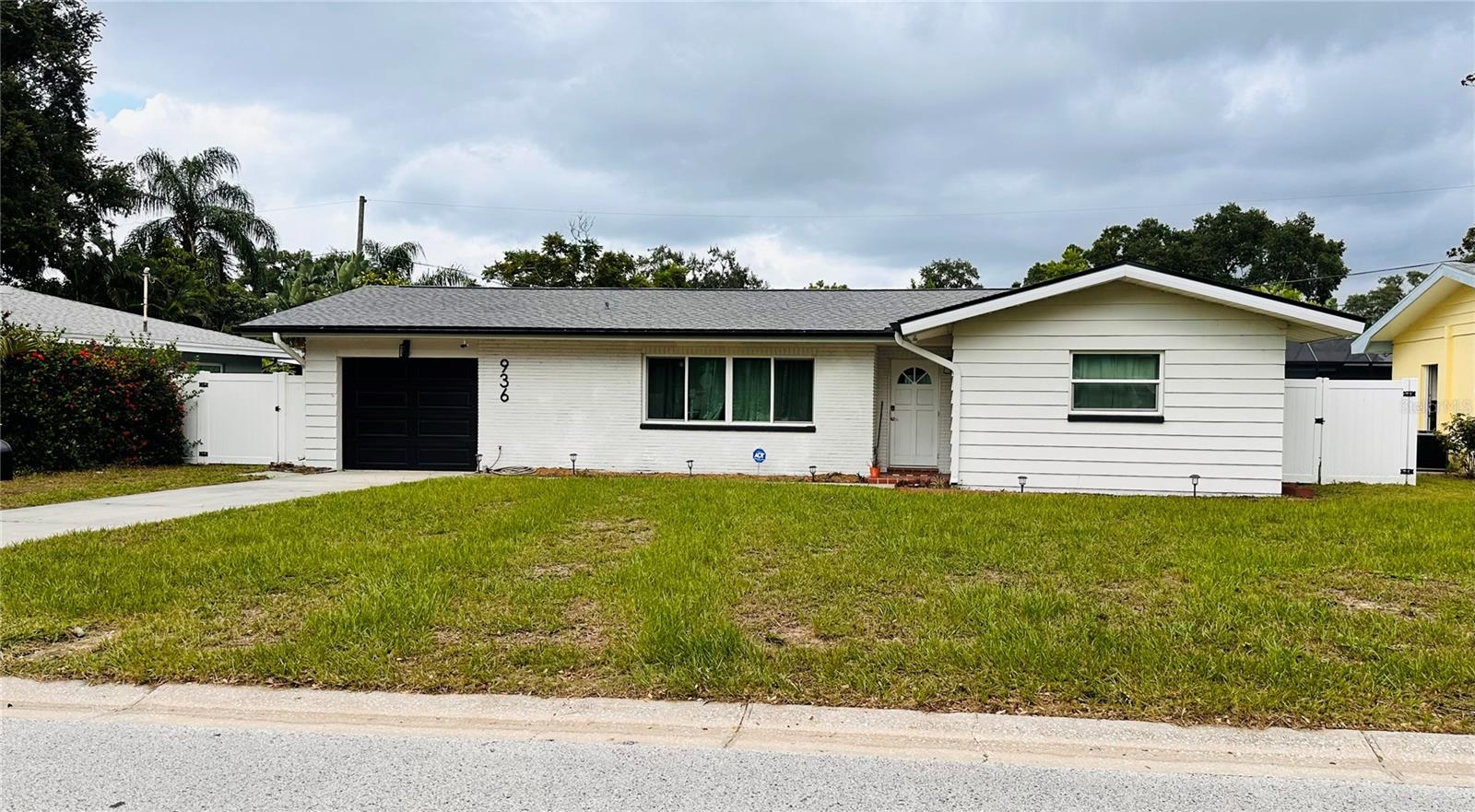 Photo of 936 LYNDHURST STREET DUNEDIN FL 34698
