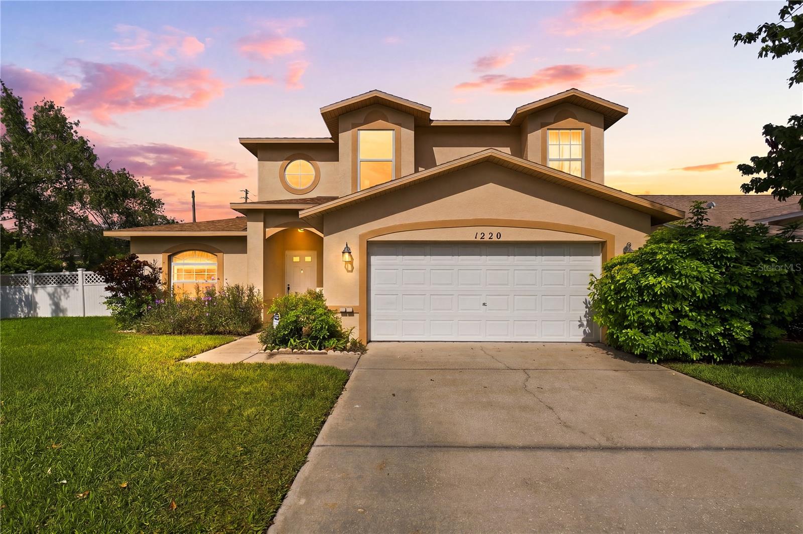Photo of 1220 ALEXANDER WAY LARGO FL 33756