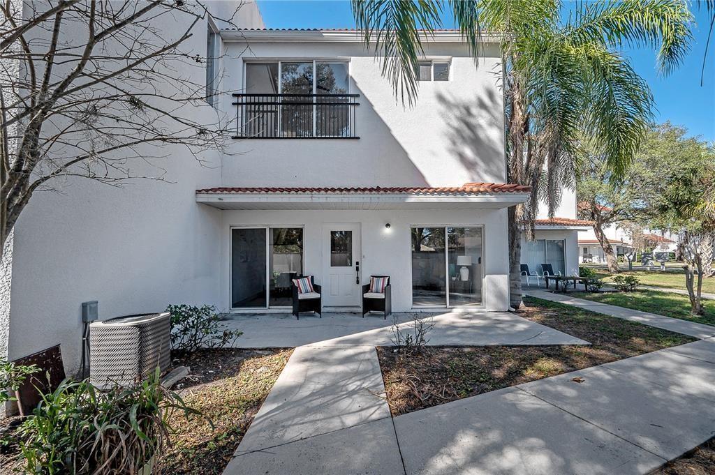 Photo of 9417 CITRUS GLEN PLACE TAMPA FL 33618