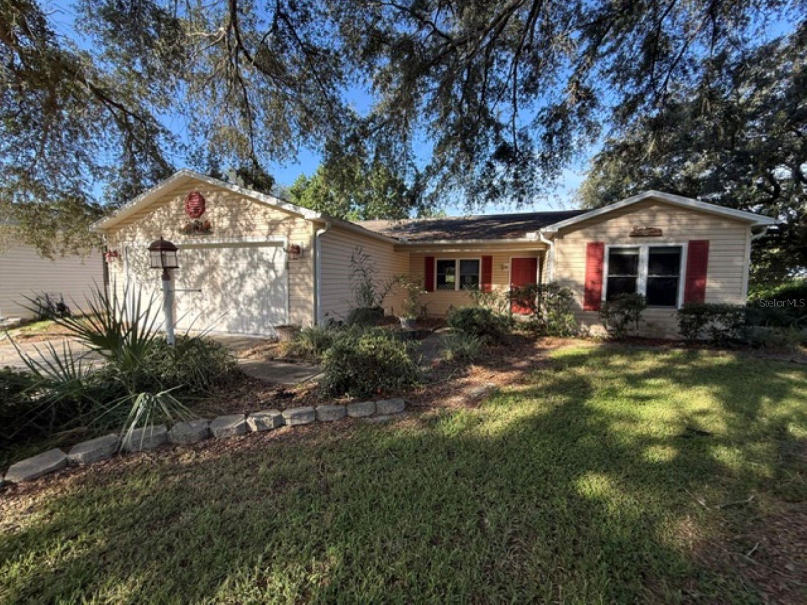 Photo of 524 SAN MARINO DRIVE LADY LAKE FL 32159