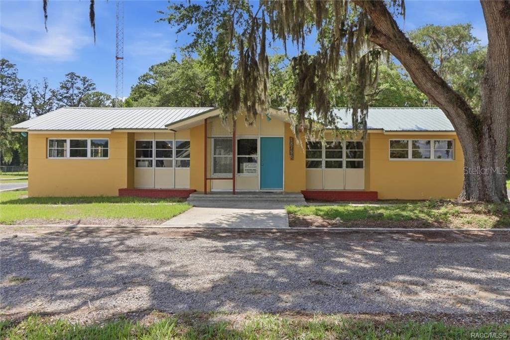 Photo of 18150 SE HIGHWAY 19 INGLIS FL 34449