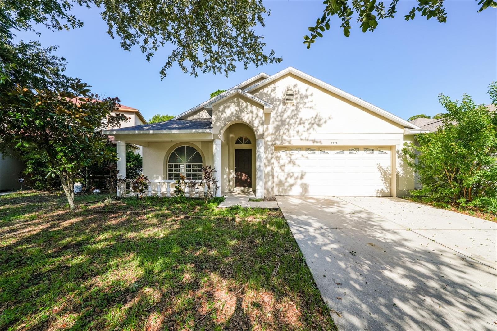 Photo of 8516 CANTERBURY LAKE BOULEVARD TAMPA FL 33619