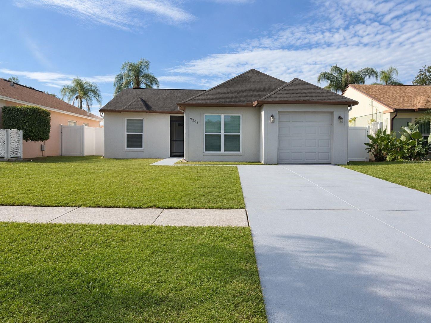 Photo of 9203 CAMINO VILLA BOULEVARD TAMPA FL 33635