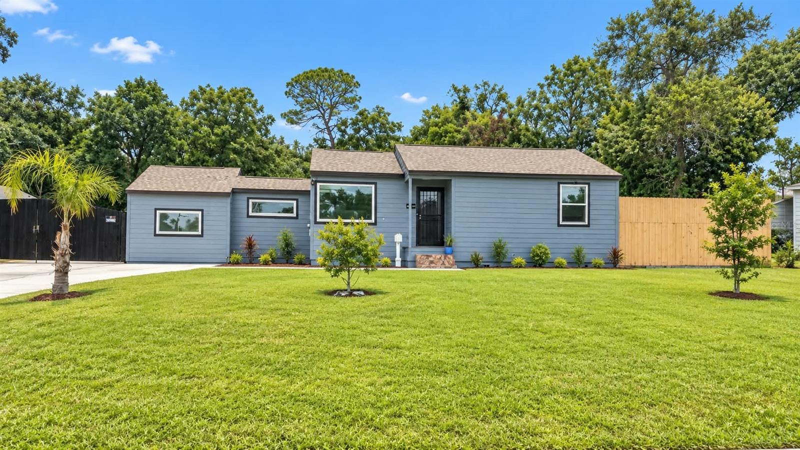 Photo of 2543 SOUTHSIDE BOULEVARD JACKSONVILLE FL 32216
