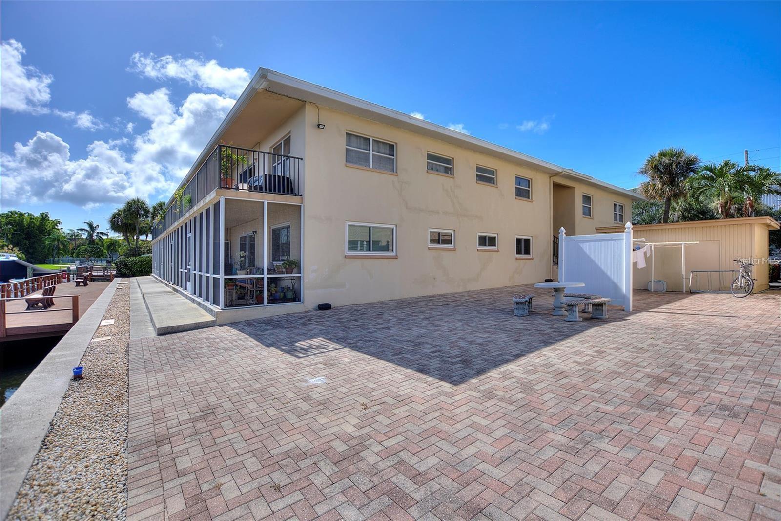 Photo of 3753 46TH AVENUE #10 ST PETERSBURG FL 33711