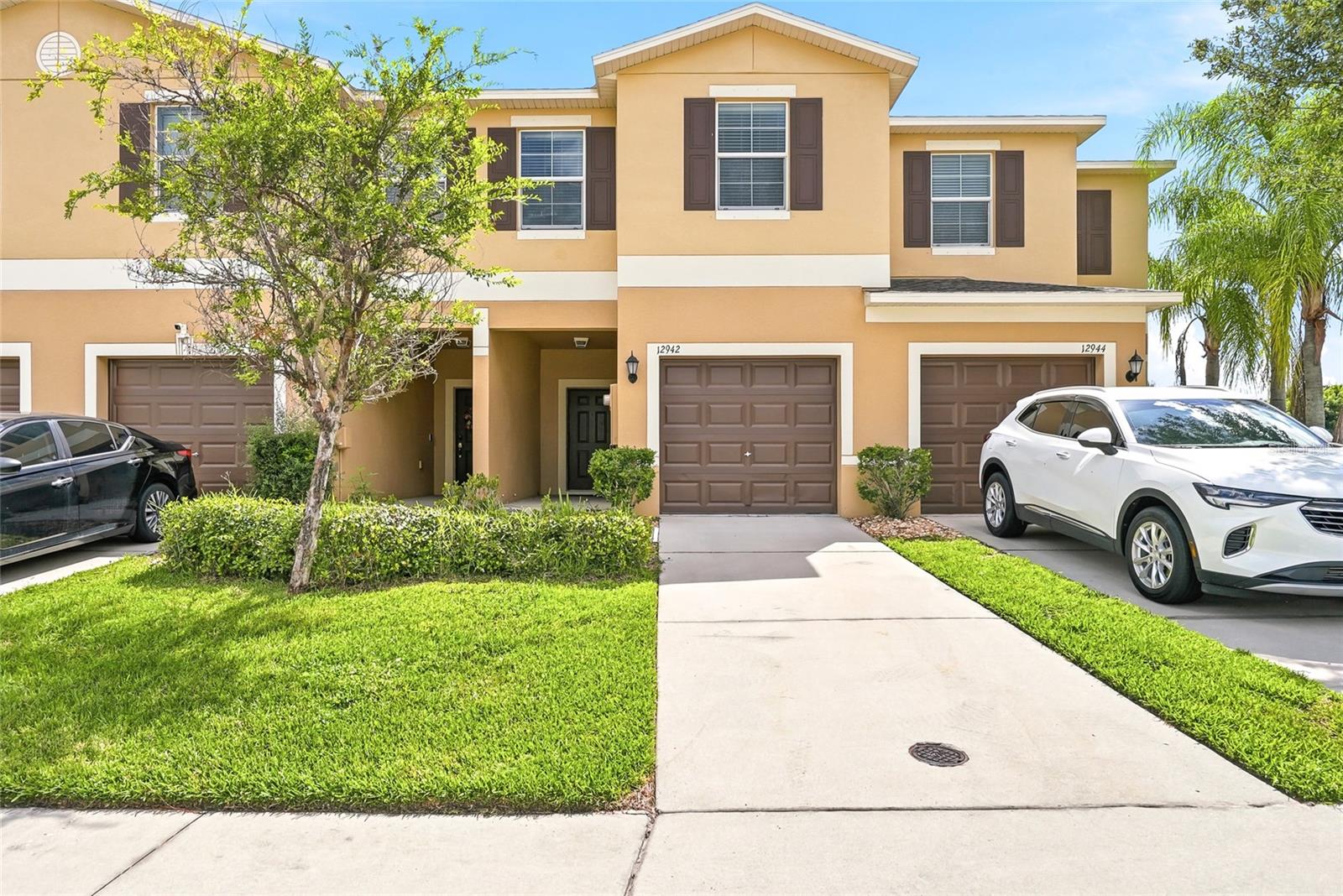 Photo of 12942 UTOPIA GARDENS WAY RIVERVIEW FL 33579