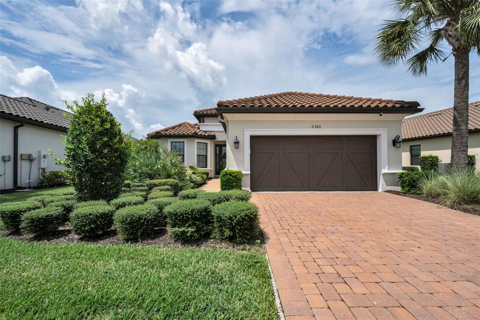 Photo of 11386 JUGLANS DRIVE ODESSA FL 33556