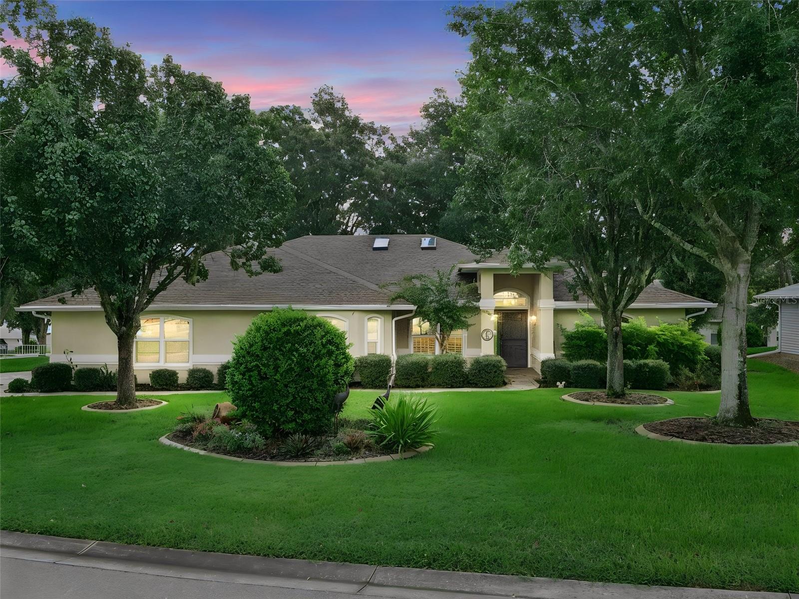 Photo of 21142 EDINBOROUGH PLACE LEESBURG FL 34748