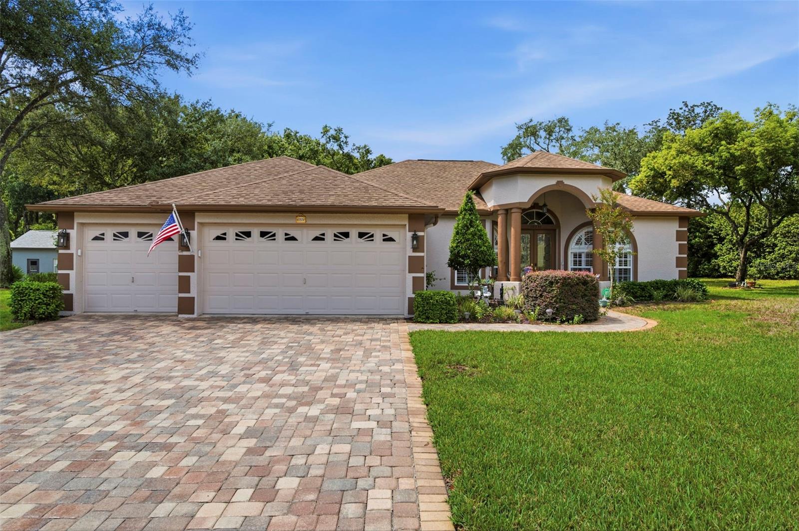 Photo of 10531 MIRACLE LANE NEW PORT RICHEY FL 34654