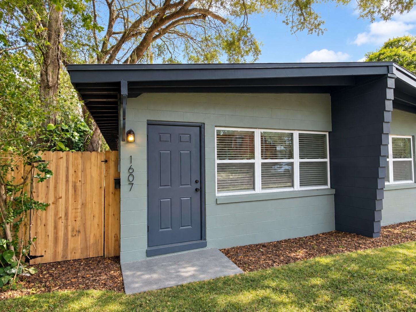 Photo of 1607 DAUPHIN LANE ORLANDO FL 32803