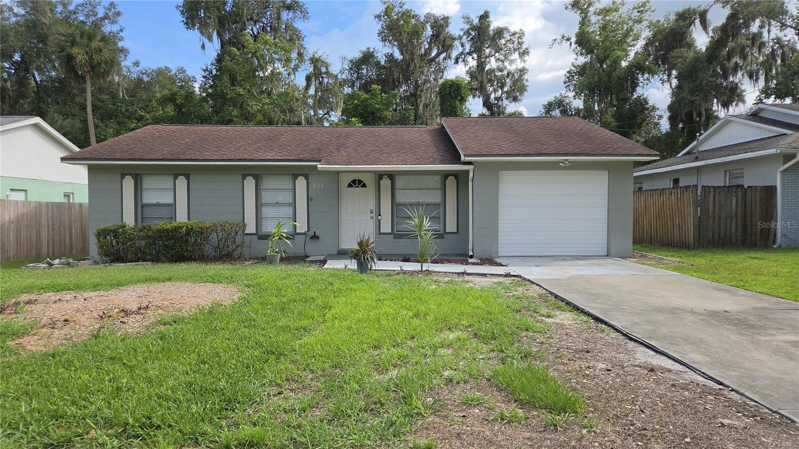Photo of 652 W MINNESOTA AVENUE DELAND FL 32720