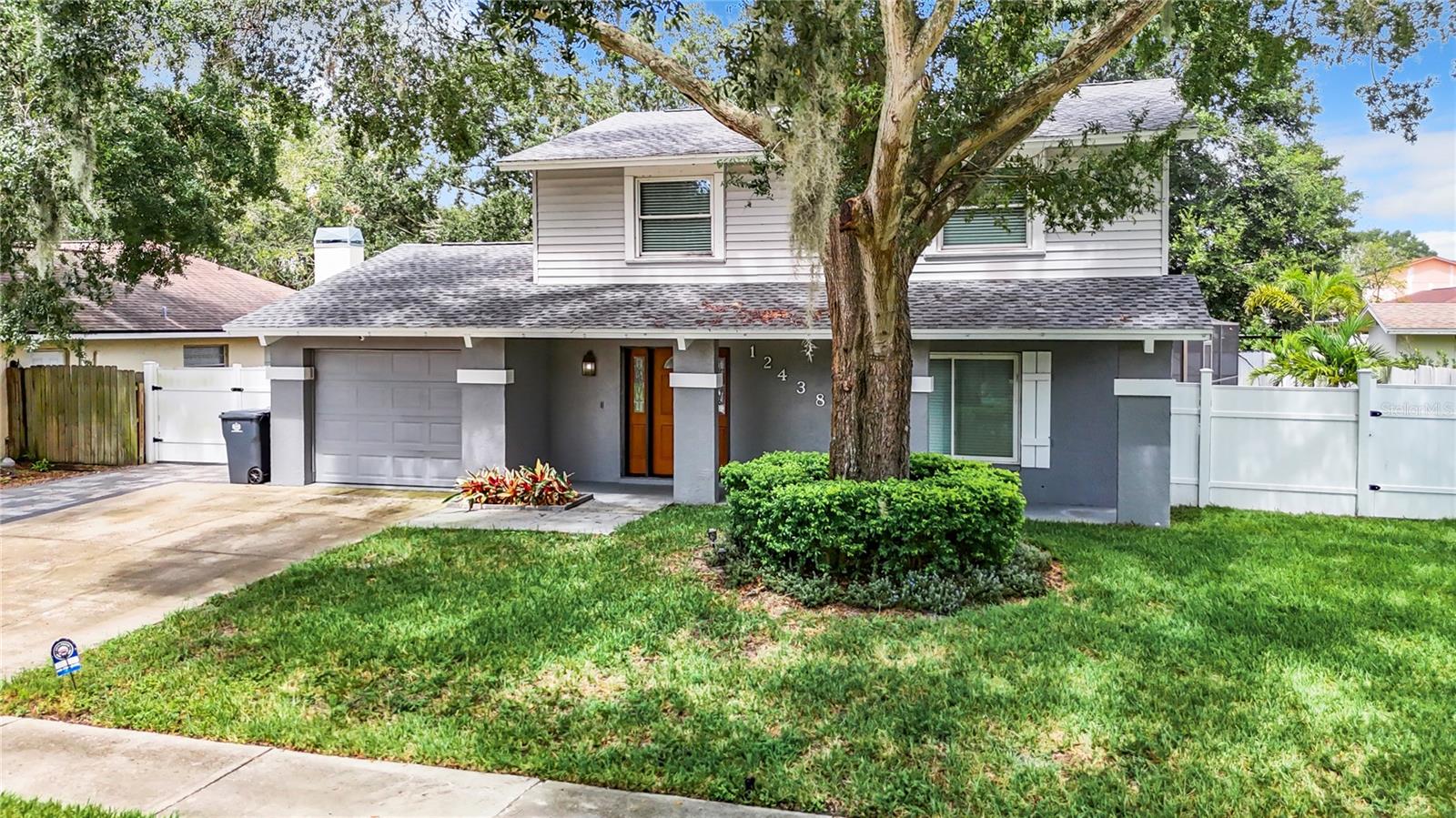 Photo of 12438 CARDIFF DRIVE TAMPA FL 33625