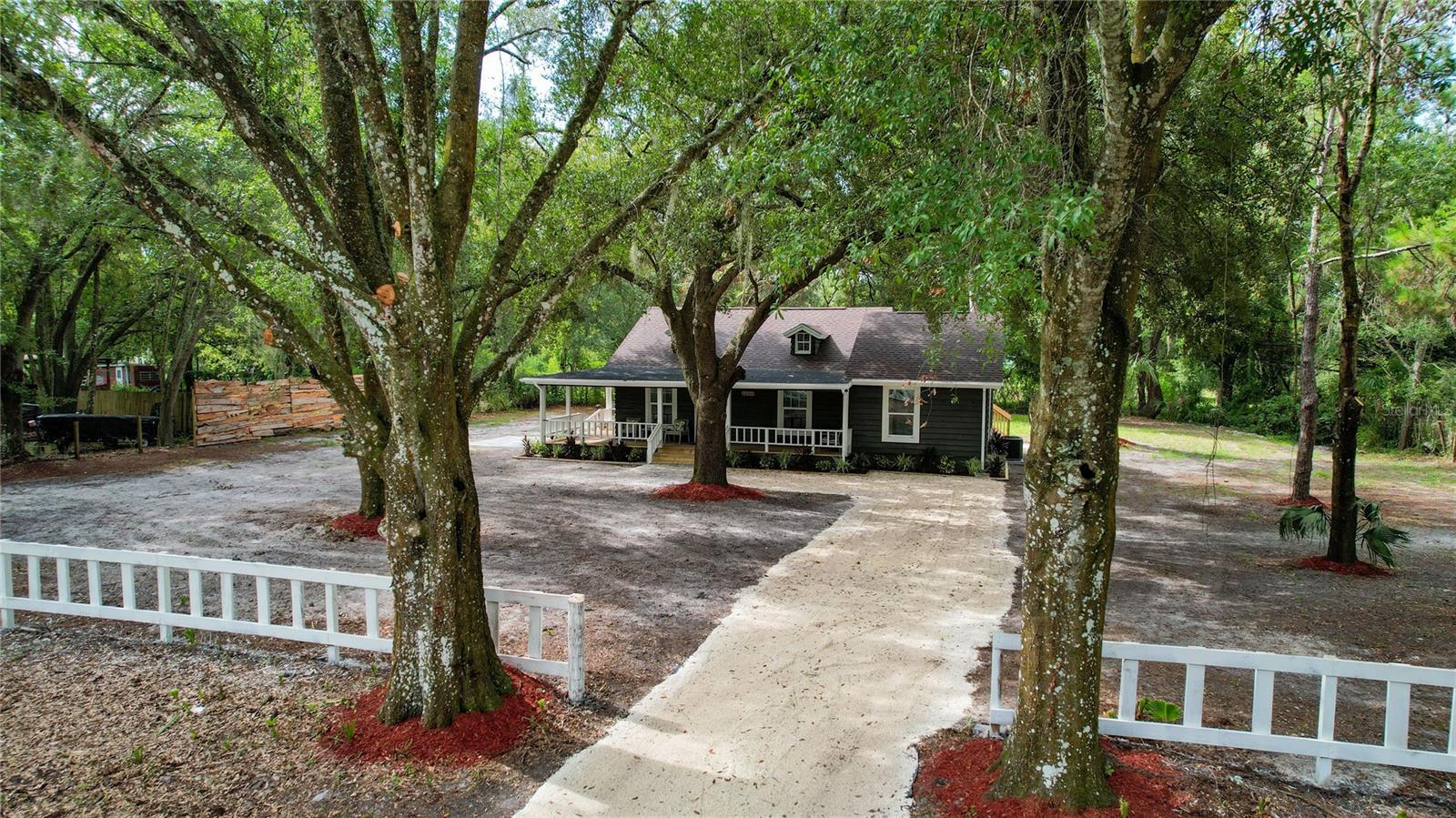 Photo of 26314 GLENWOOD DRIVE WESLEY CHAPEL FL 33544