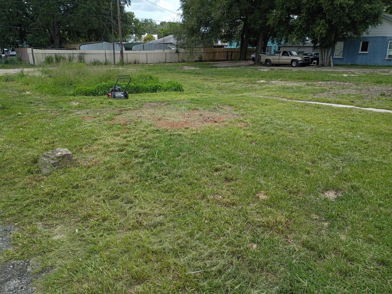 Photo of 15 W SESSOMS AVENUE LAKE WALES FL 33853