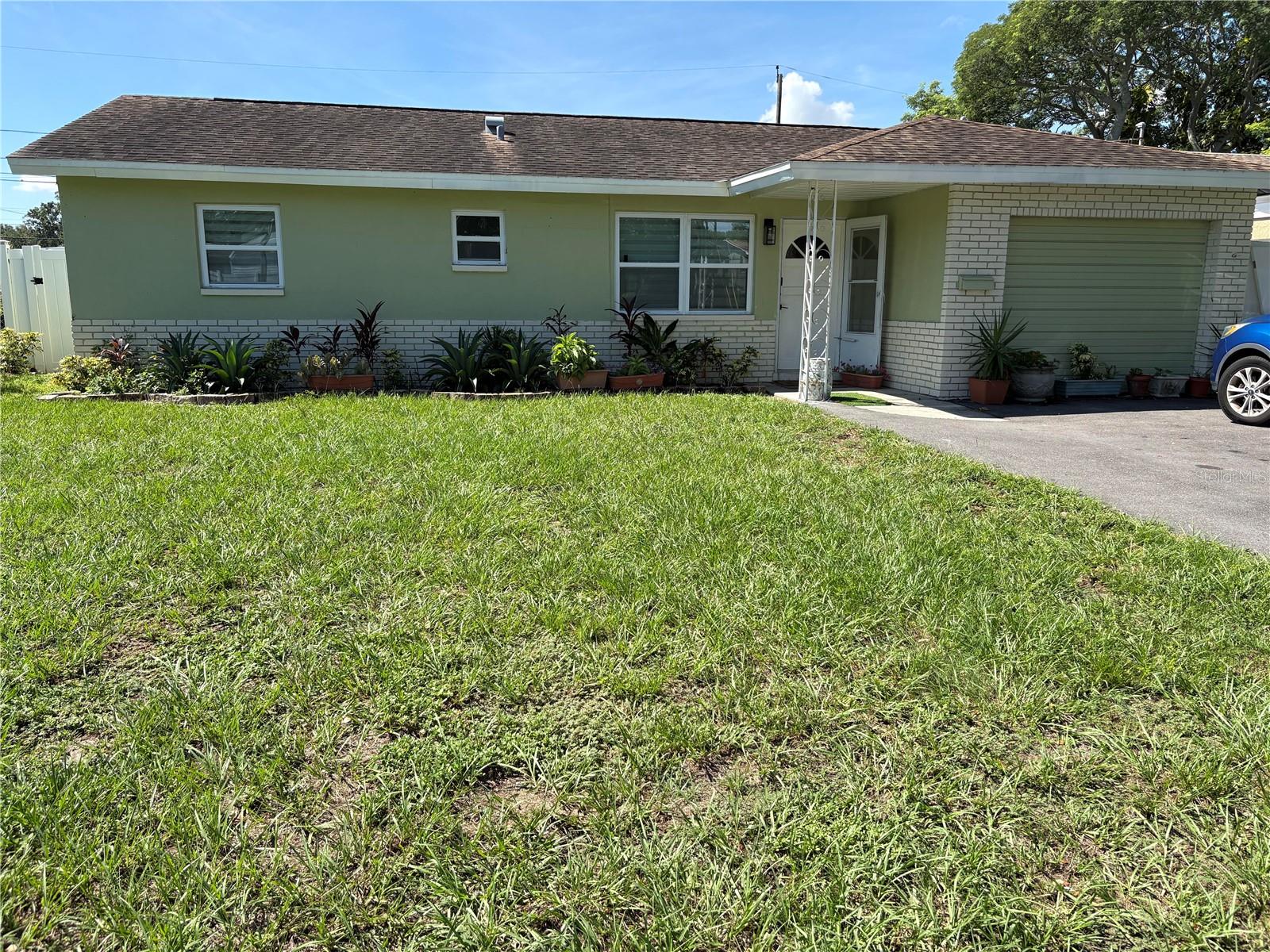 Photo of 1443 JEFFORDS ST CLEARWATER FL 33756