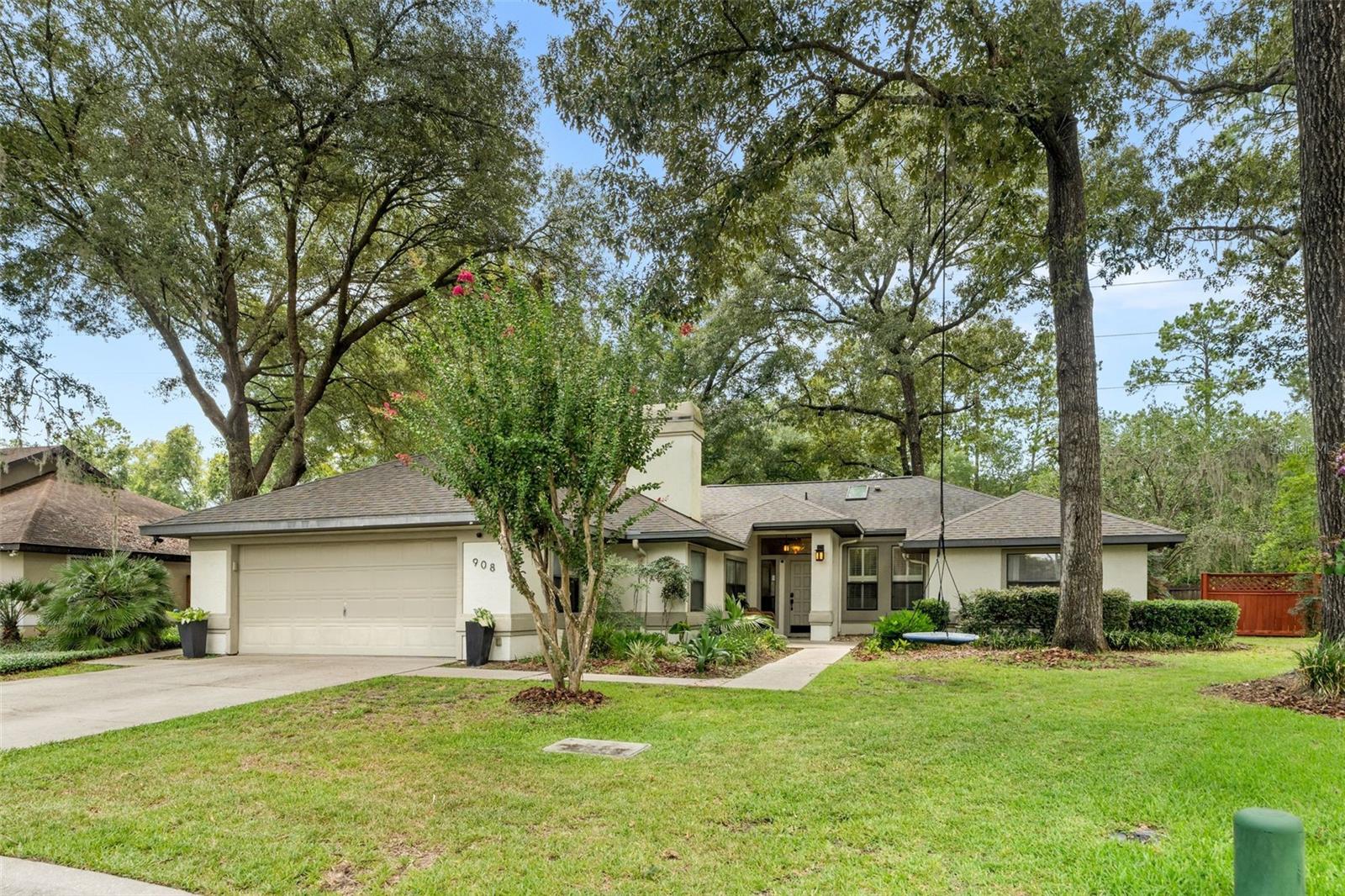 Photo of 908 SW 82ND TERRACE GAINESVILLE FL 32607