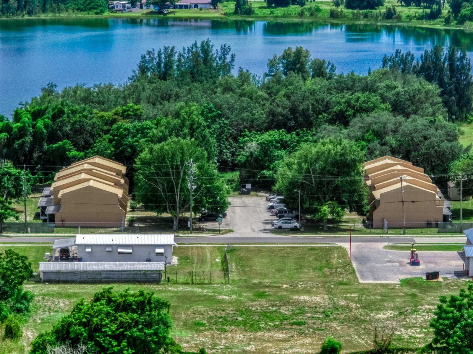Photo of 1001 S LAKE ANOKA BOULEVARD AVON PARK FL 33825