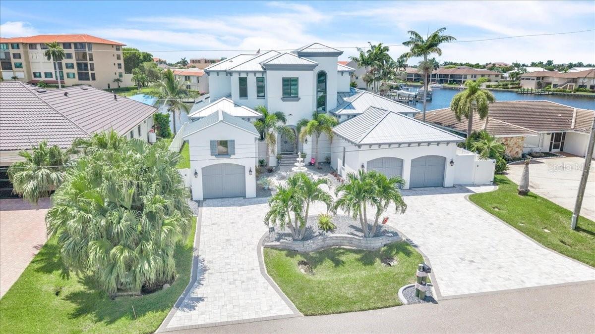 Photo of 1918 SE 40TH STREET CAPE CORAL FL 33904