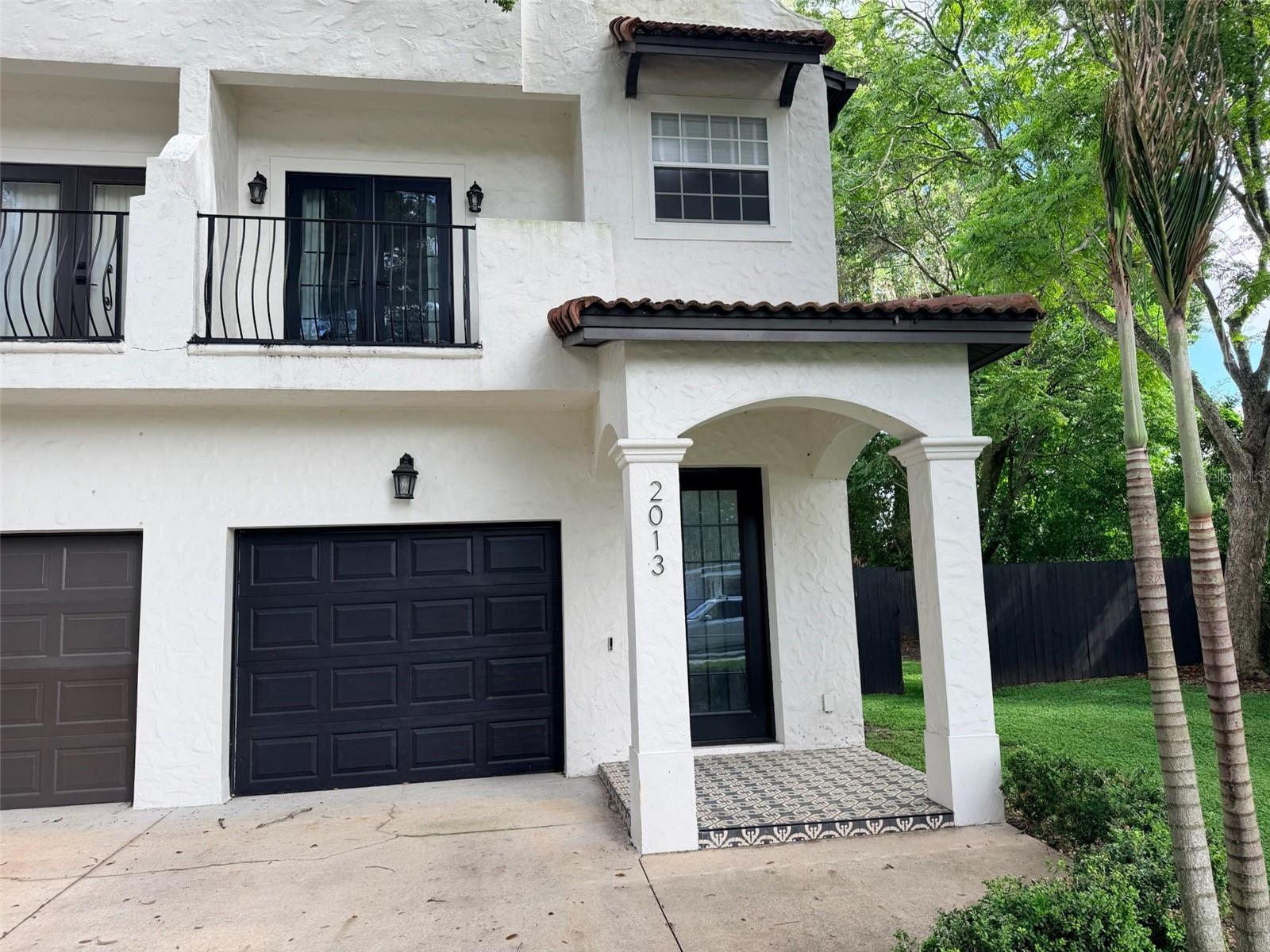 Photo of 2013 E ESTHER STREET ORLANDO FL 32806