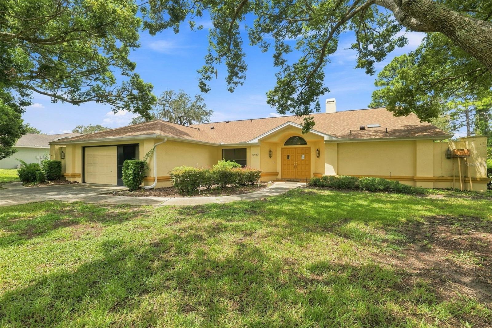 Photo of 13063 HUNTINGTON WOODS AVENUE SPRING HILL FL 34609
