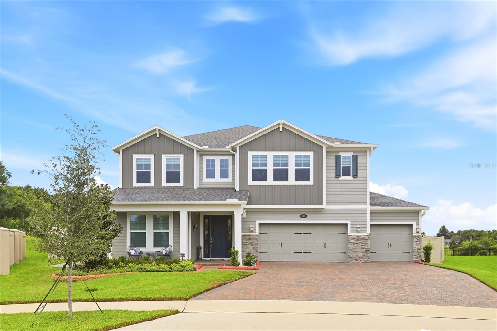 Photo of 806 CREEPING FIG STREET APOPKA FL 32703