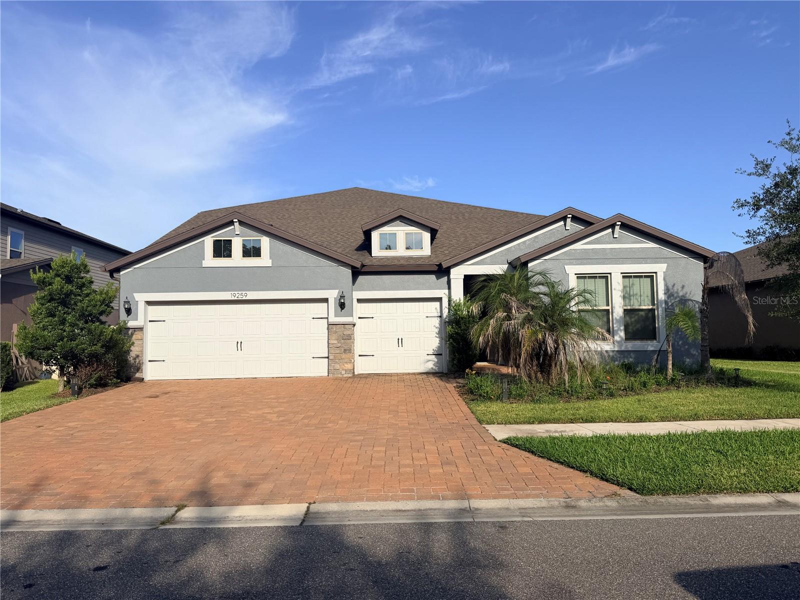 Photo of 19259 BRIARBROOK DRIVE TAMPA FL 33647
