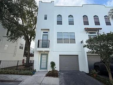 Photo of 3116 TOSCANA CIRCLE TAMPA FL 33611