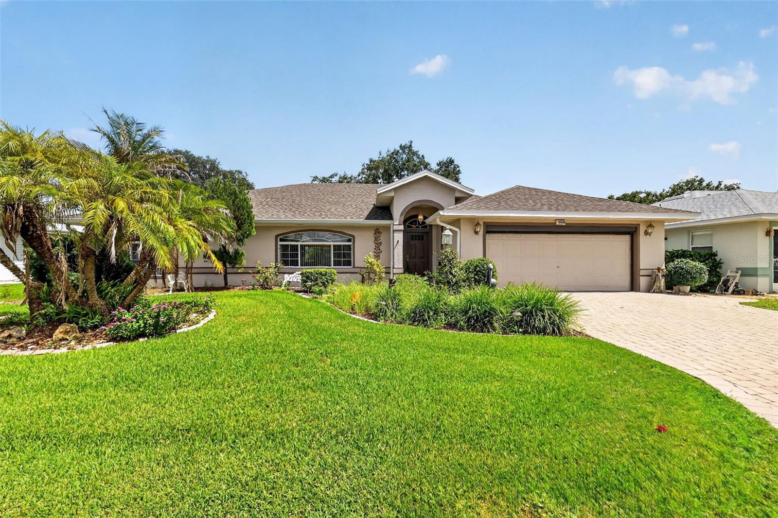 Photo of 21526 KING HENRY AVENUE LEESBURG FL 34748
