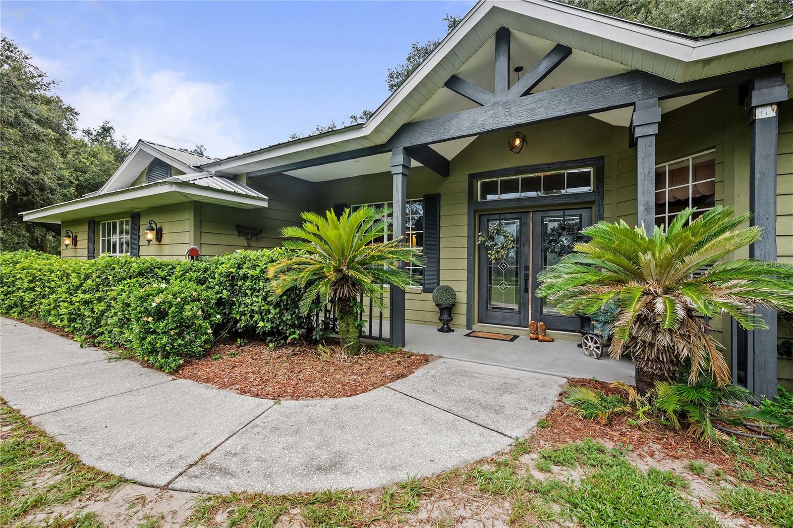 Photo of 4457 CR 542H BUSHNELL FL 33513