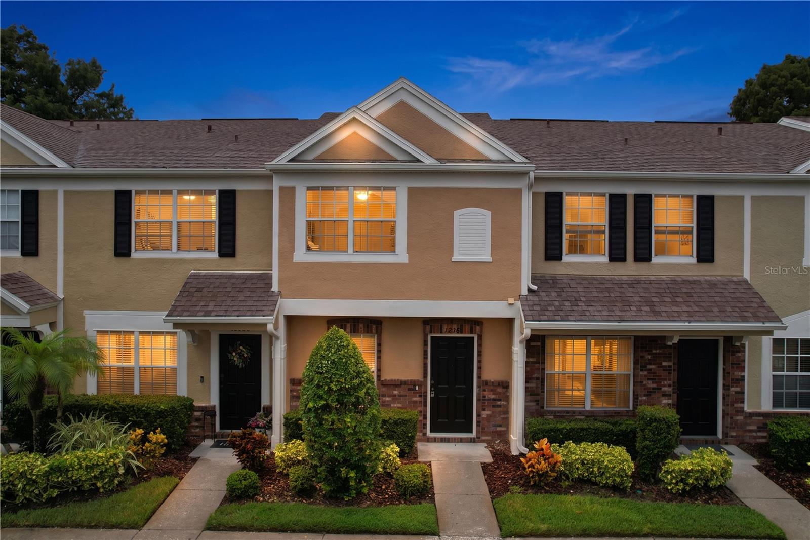Photo of 12388 BERKELEY SQUARE DRIVE TAMPA FL 33626