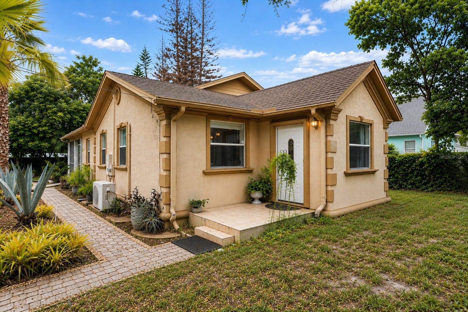 Photo of 2120 MURDOCK BOULEVARD ORLANDO FL 32817