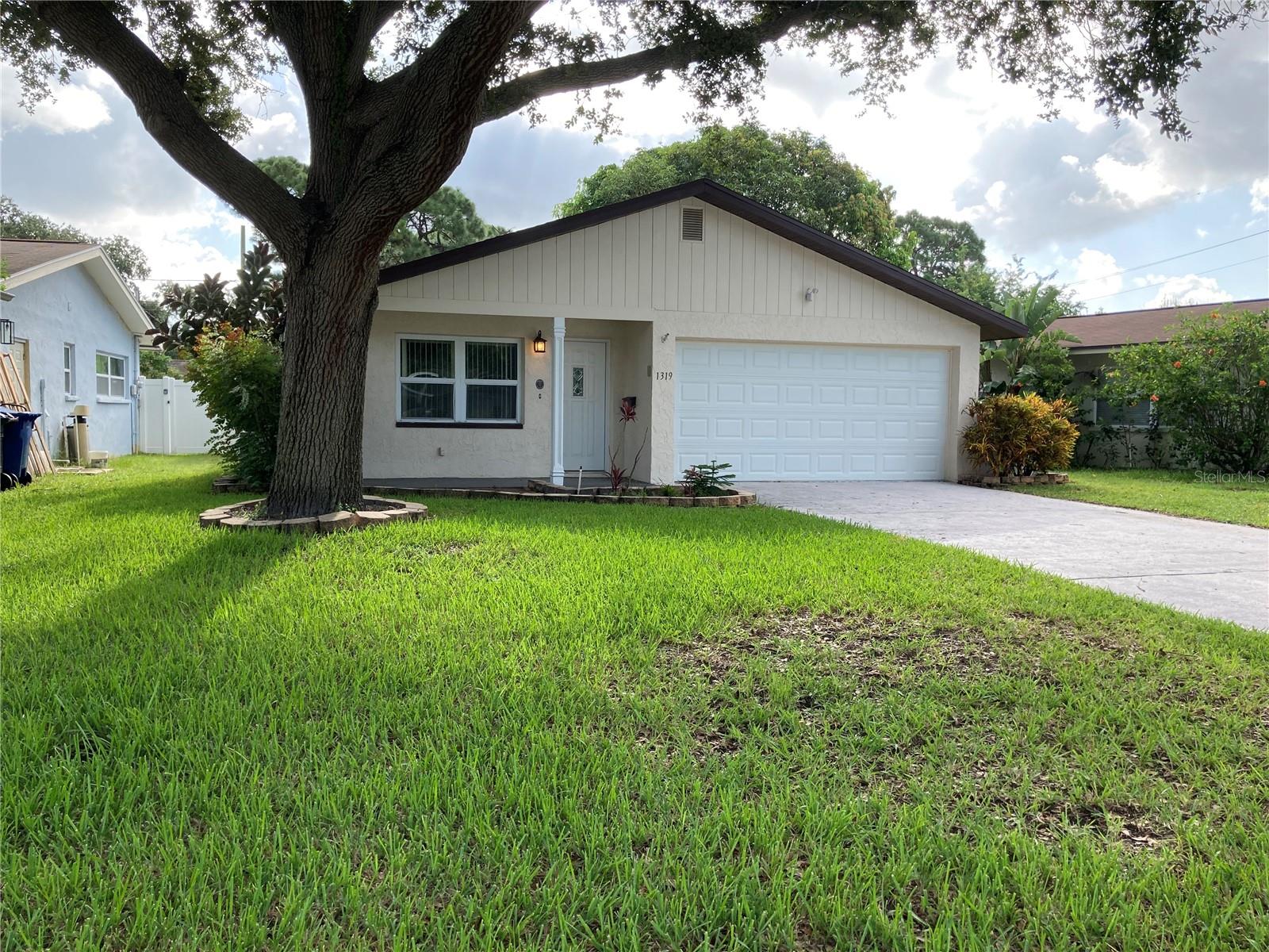 Photo of 1319 35TH STREET ST PETERSBURG FL 33713