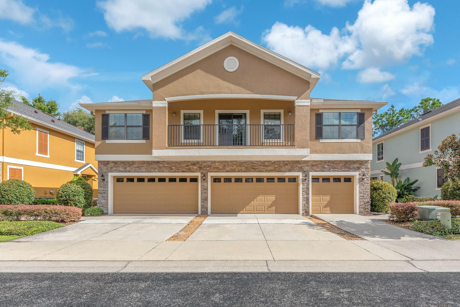 Photo of 5521 KINGLETHILL DRIVE LITHIA FL 33547