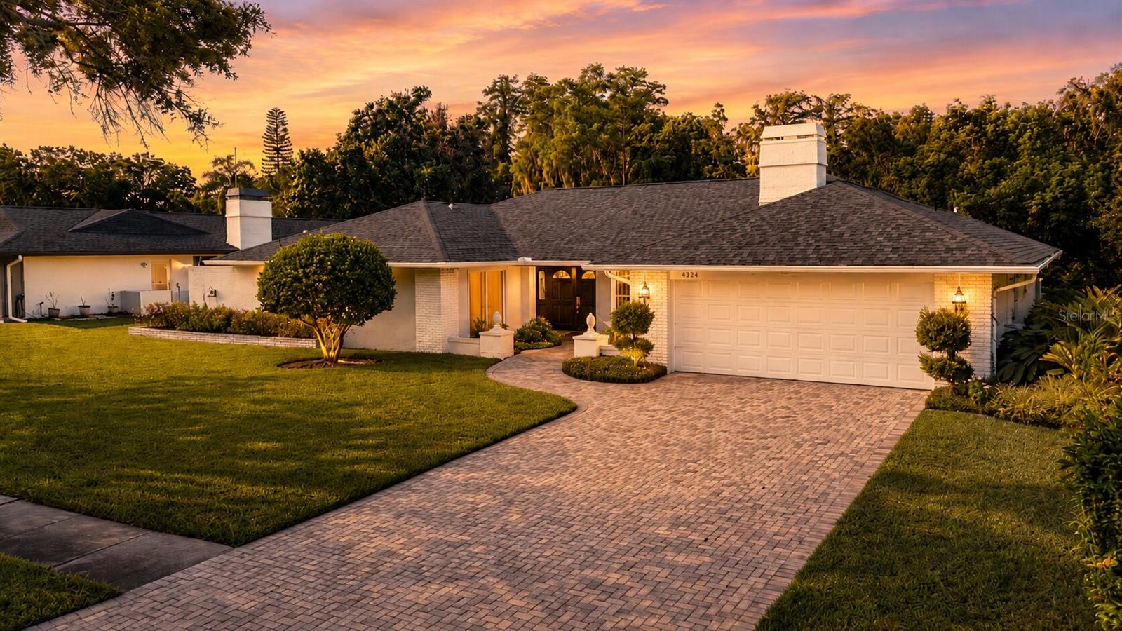 Photo of 4324 SOUTHPARK DRIVE TAMPA FL 33624