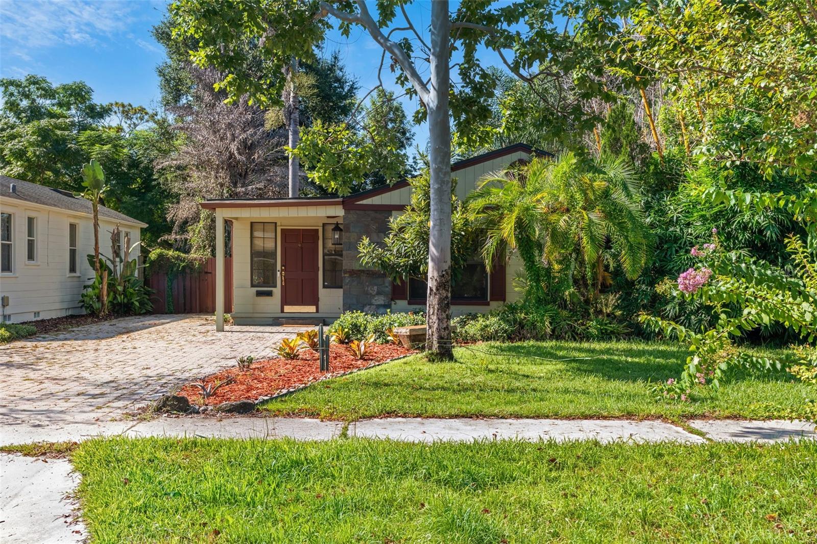 Photo of 1710 OREGON STREET ORLANDO FL 32803
