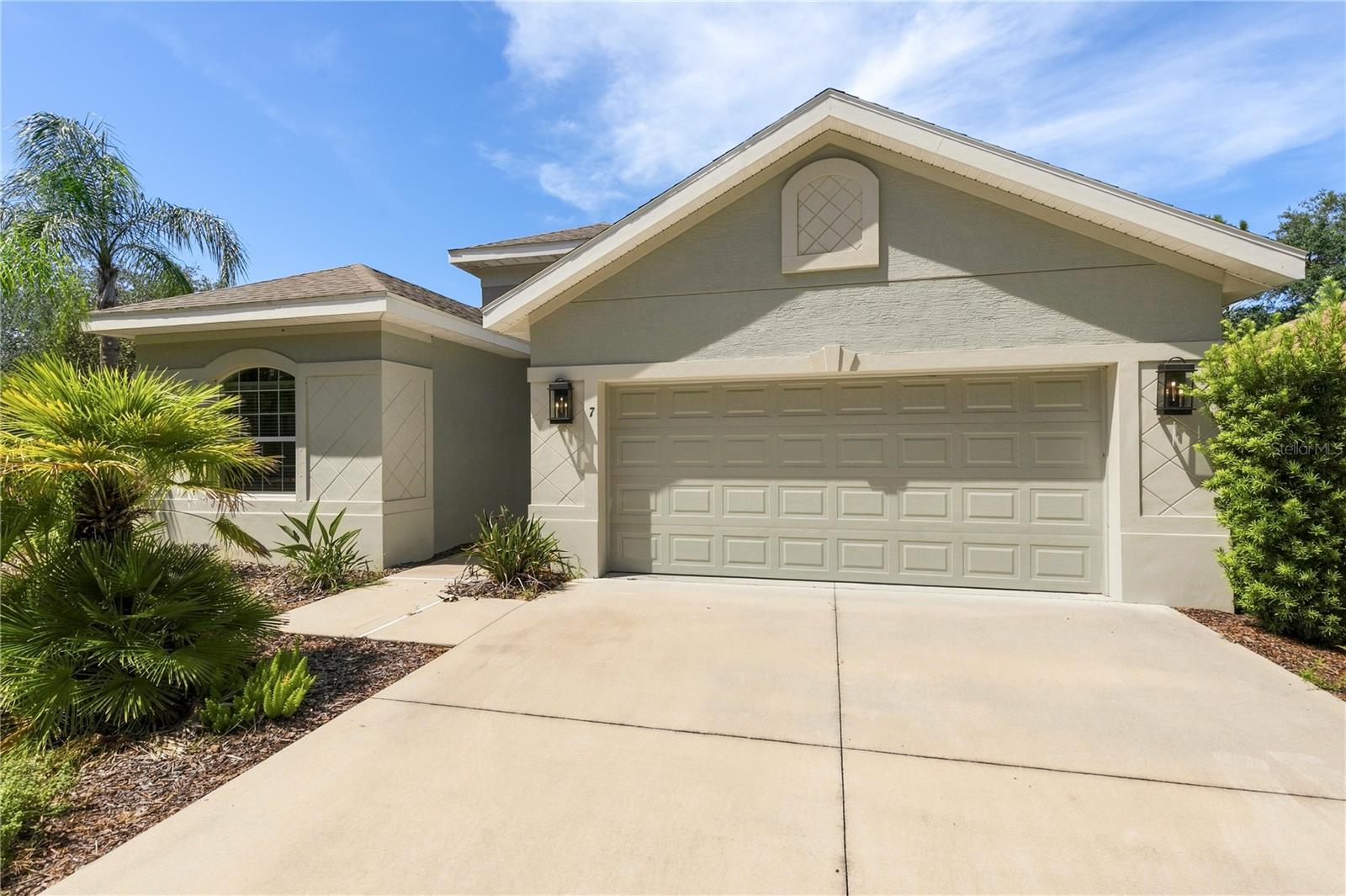 Photo of 7 OASIS CIRCLE PALM COAST FL 32137