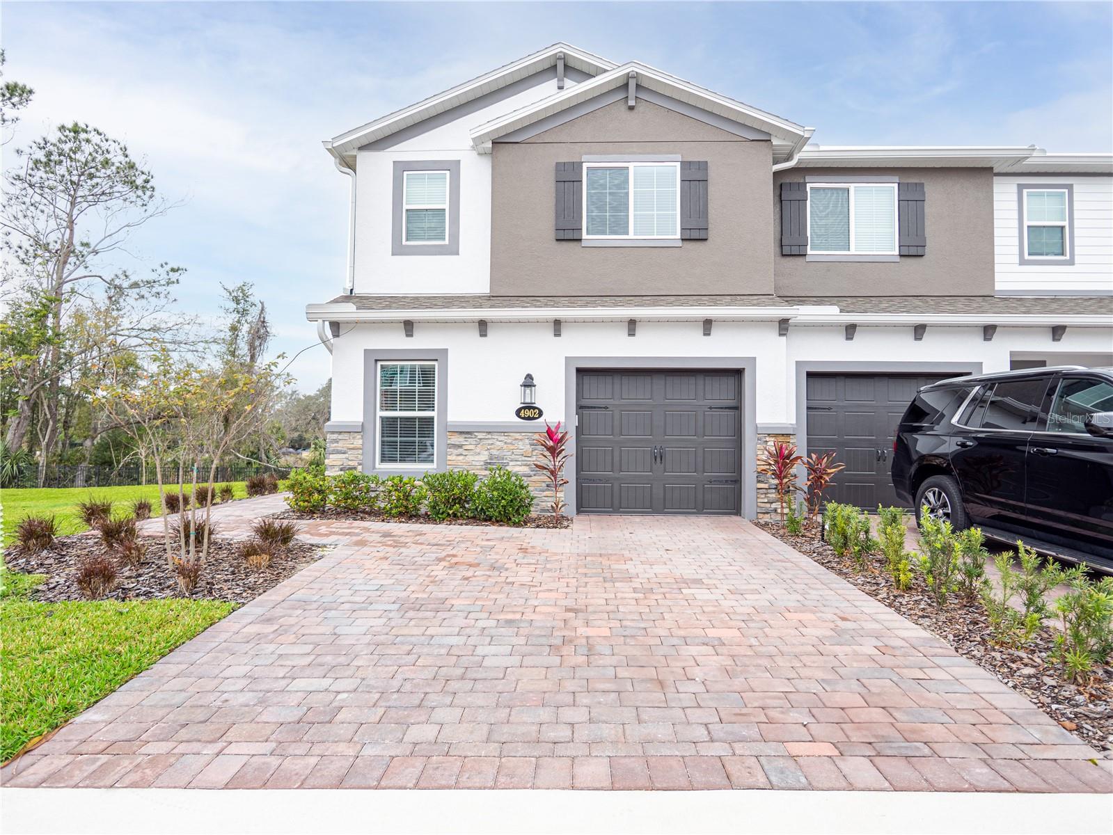 Photo of 4902 LIVINGSTON LANE OVIEDO FL 32765