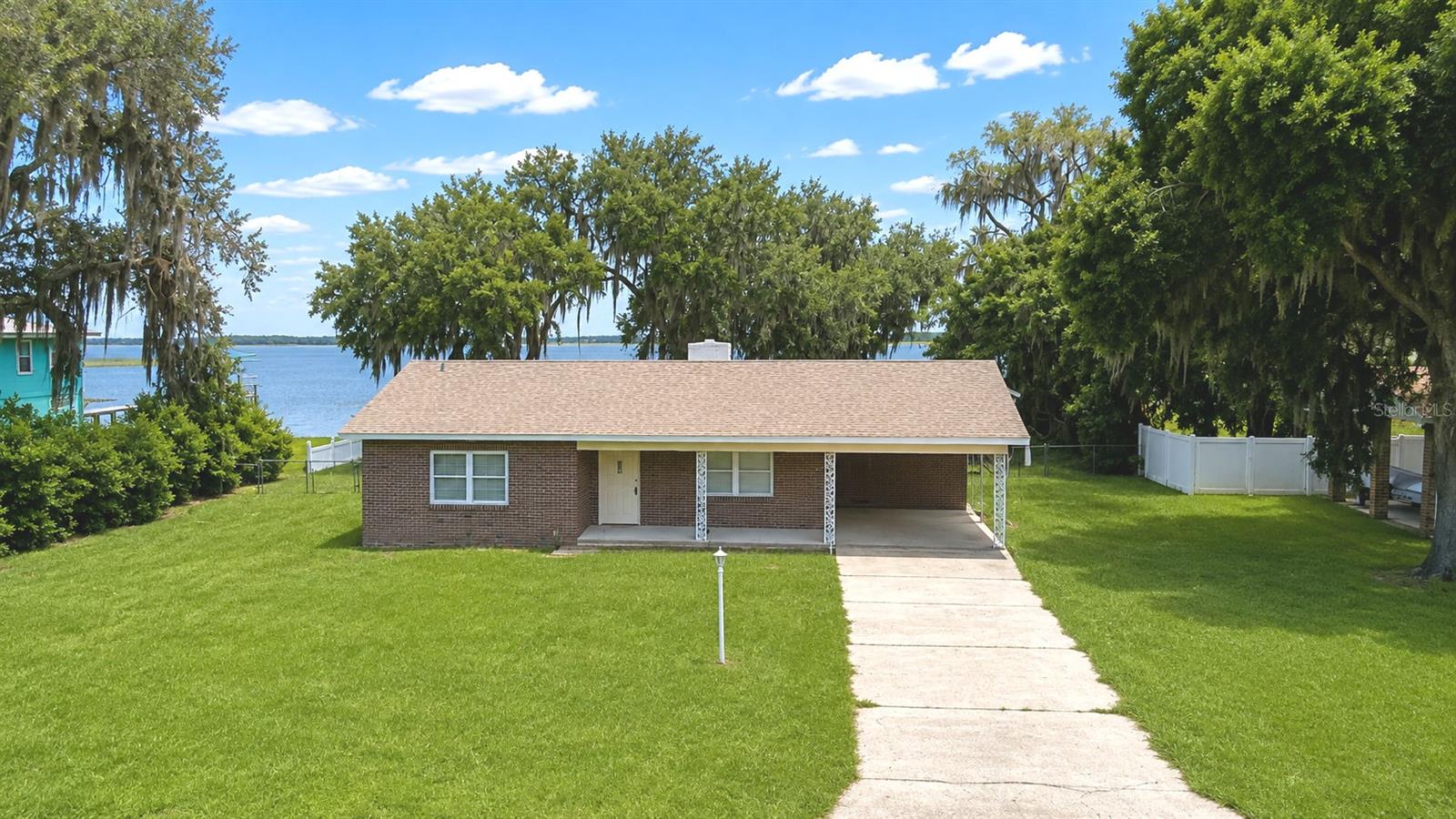 Photo of 214 N LAKE REEDY BOULEVARD FROSTPROOF FL 33843
