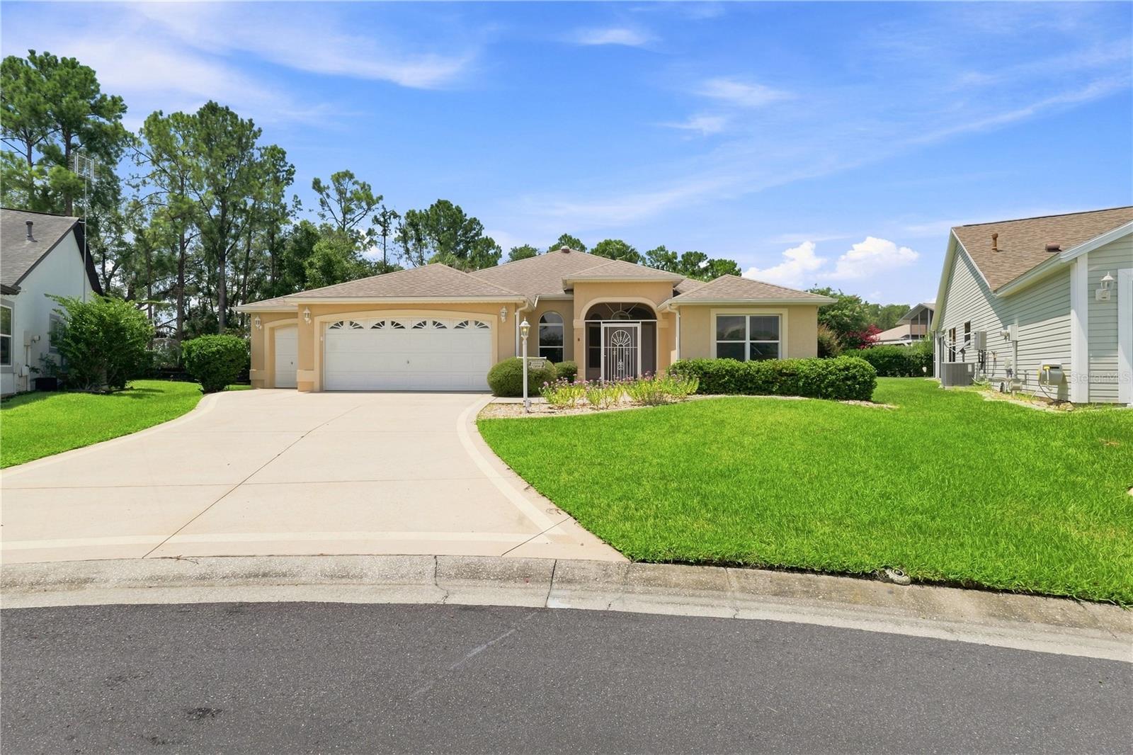 Photo of 1304 DE LA GARZA PLACE THE VILLAGES FL 32162