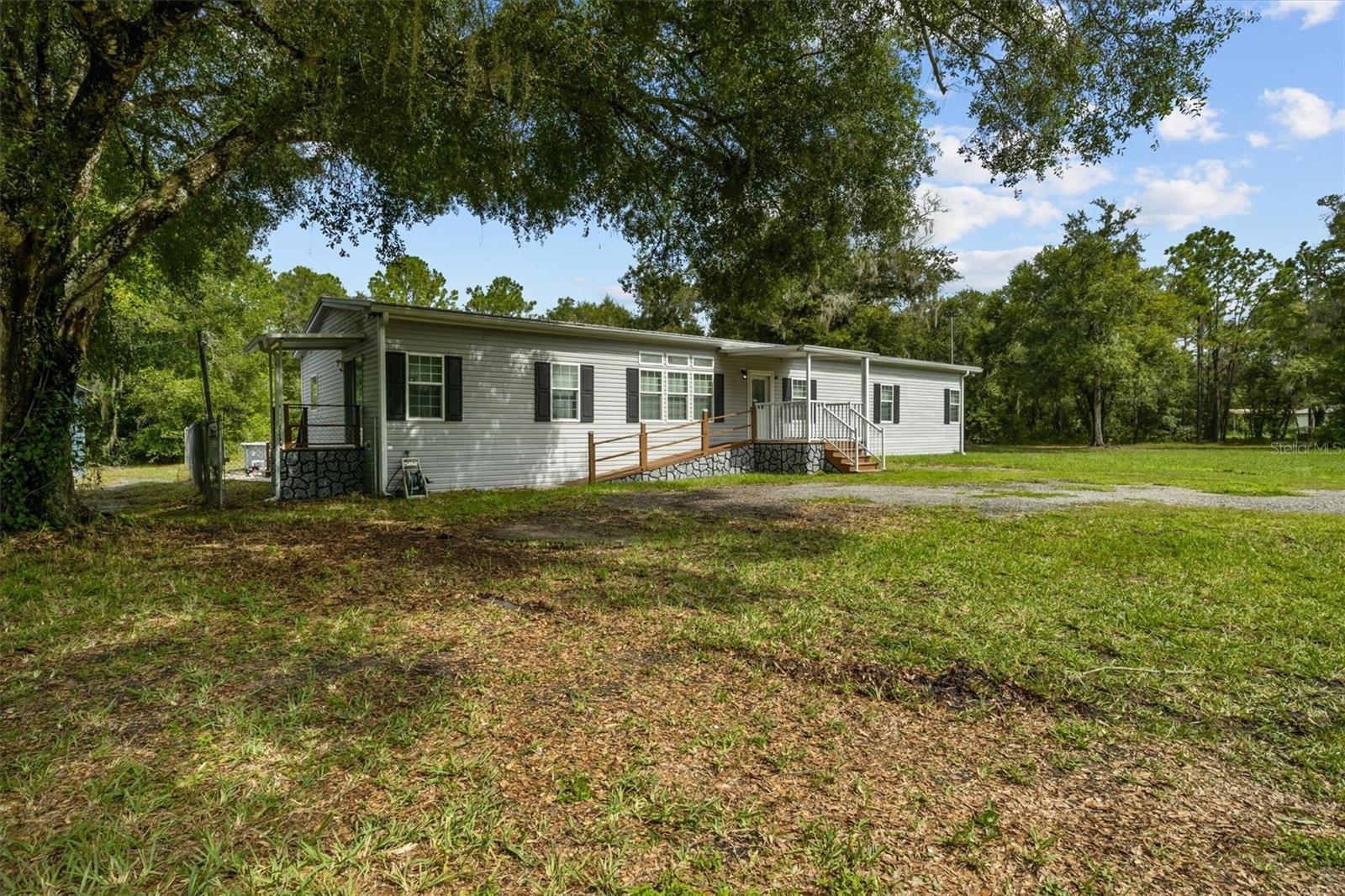 Photo of 2211 PIONEER DRIVE LAKELAND FL 33809