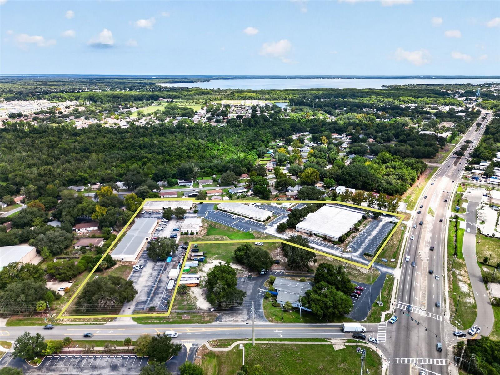 Photo of 1300 S DUNCAN DRIVE TAVARES FL 32778