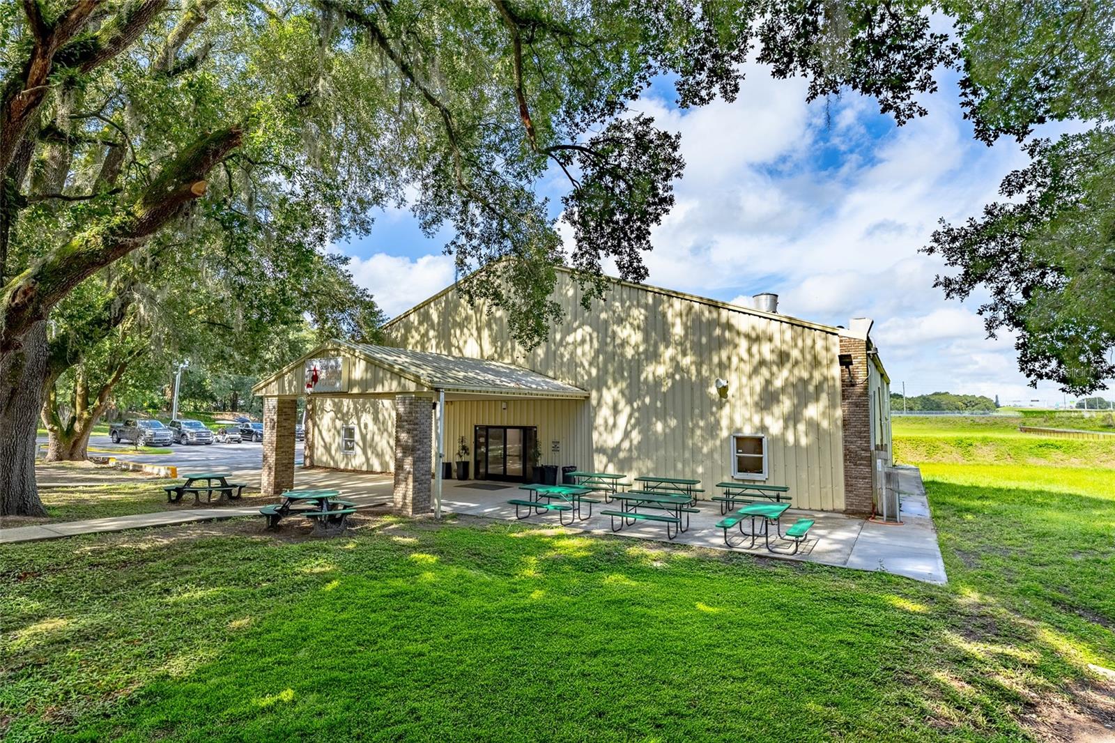 Photo of 6837 LAKEVILLE ROAD APOPKA FL 32703