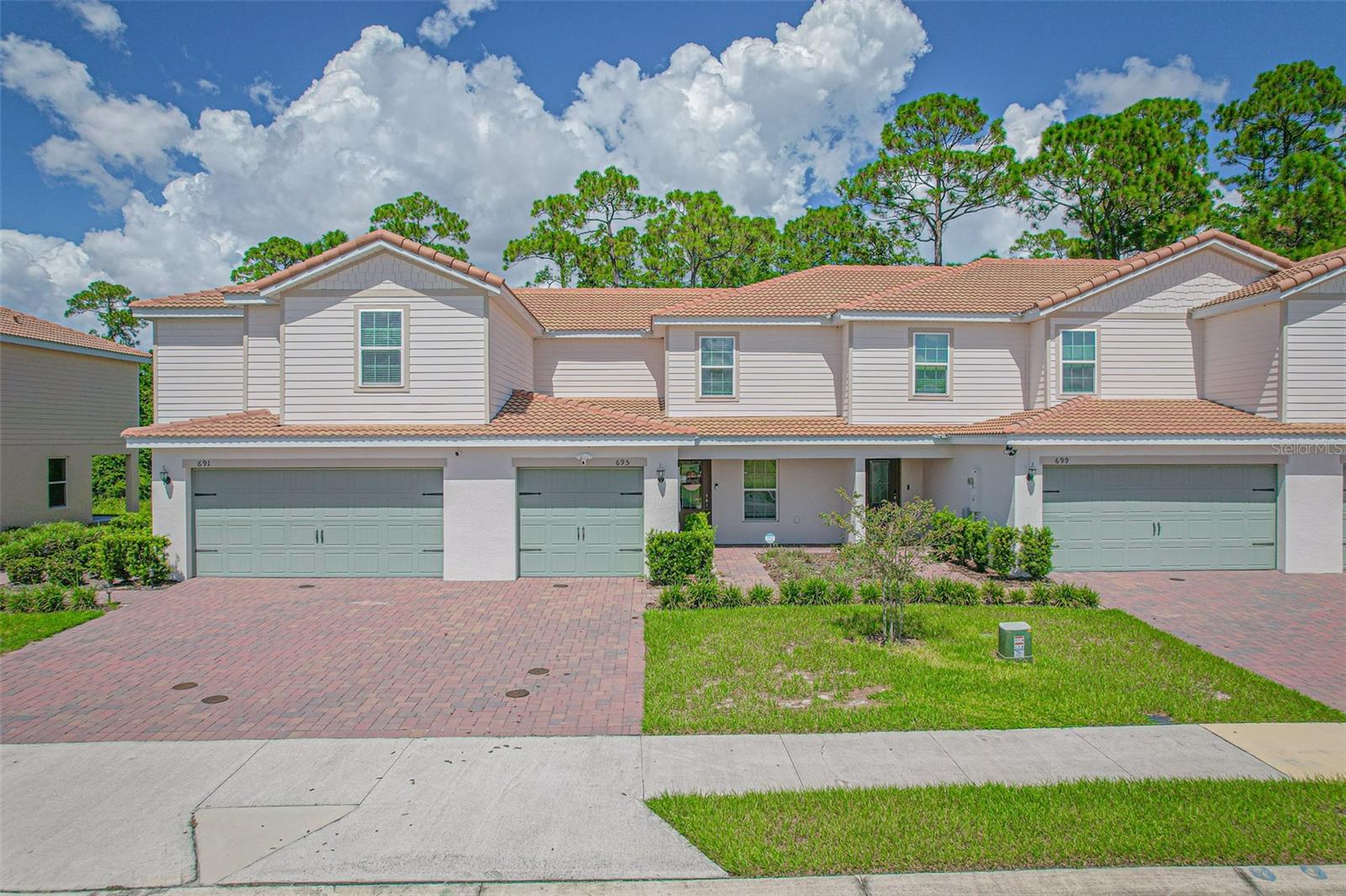 Photo of 695 BAY LEAF DRIVE POINCIANA FL 34759