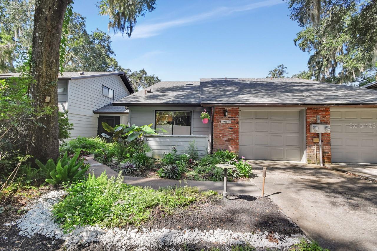 Photo of 904 VILLAGE GREEN ROAD #3 DELAND FL 32720