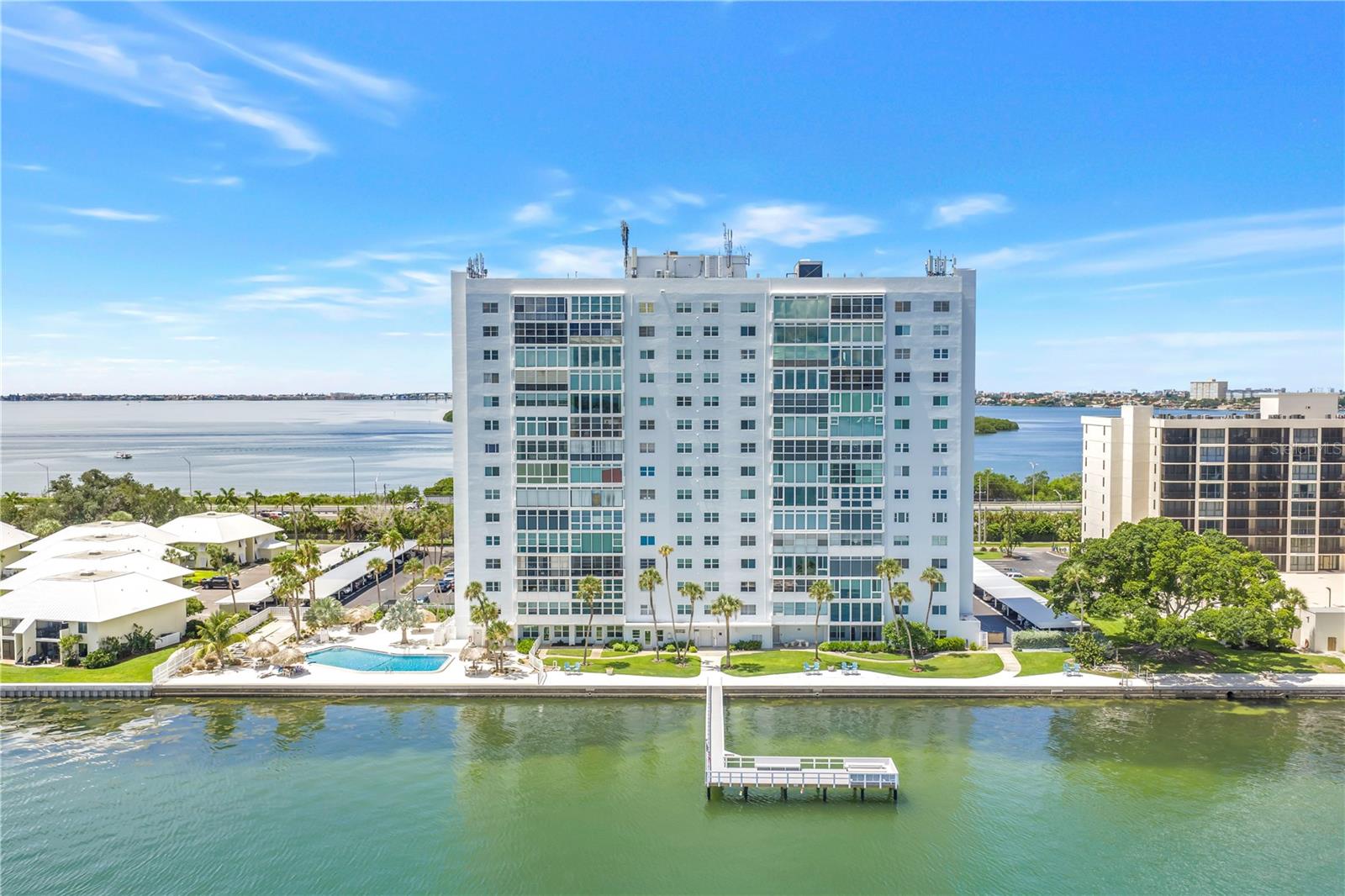 Photo of 7200 SUNSHINE SKYWAY LANE #8B ST PETERSBURG FL 33711