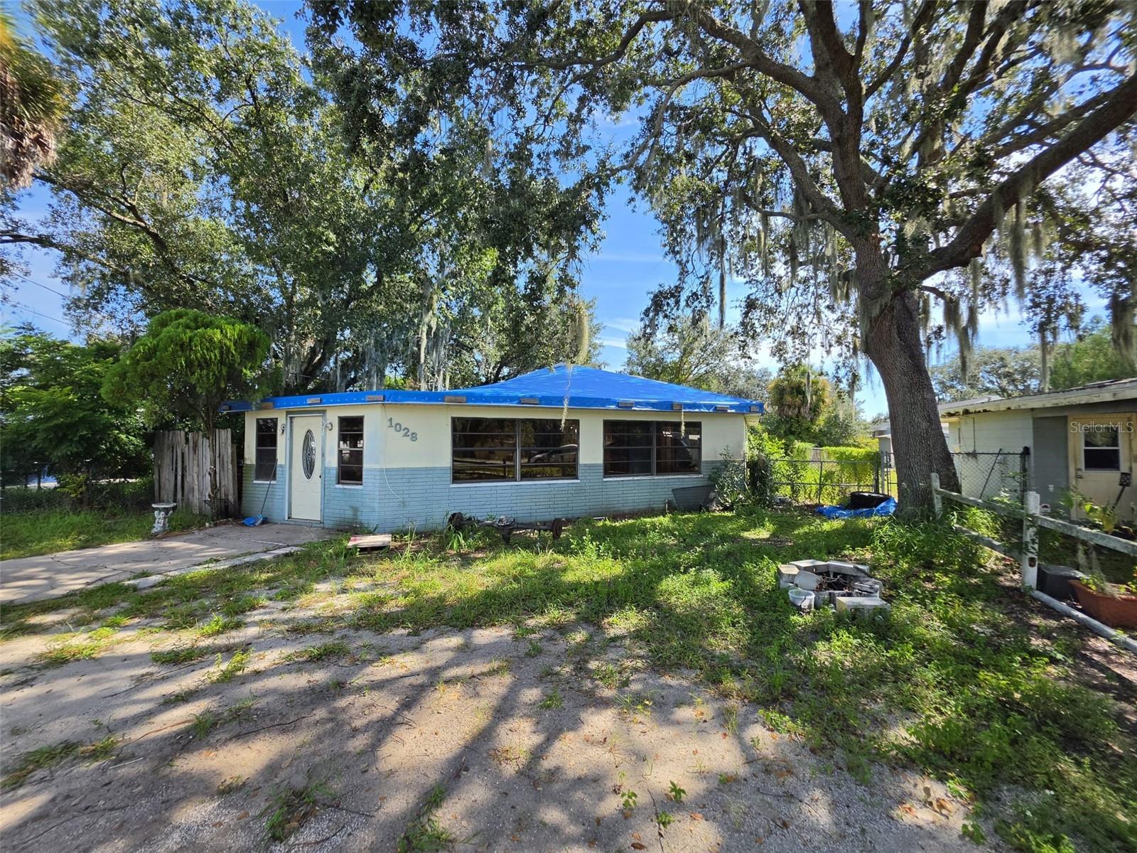 Photo of 1028 SUNSHINE DRIVE LAKELAND FL 33801