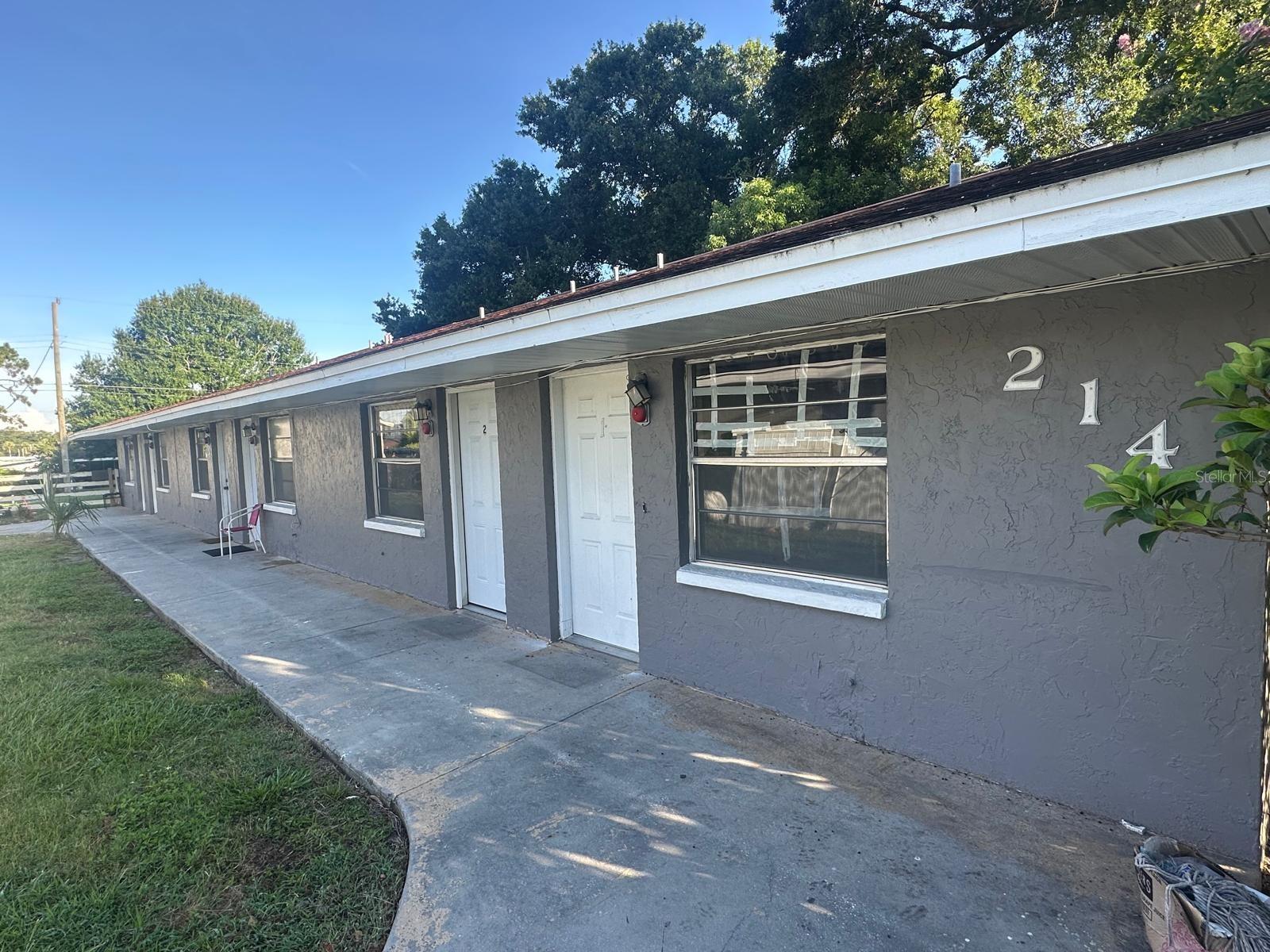 Photo of 214 N CHESTNUT ROAD LAKELAND FL 33815