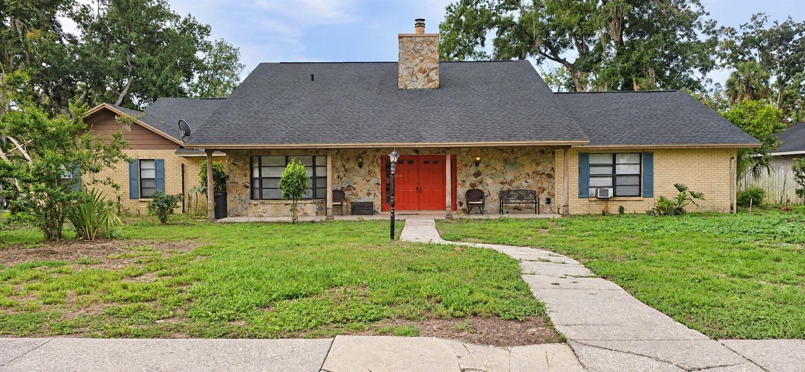 Photo of 113 LOCUST DRIVE BRANDON FL 33511